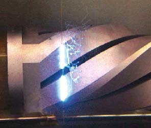 FANUC慢走絲機床 超硬金剛石刀具精密加工與炮塔銑床的機電協(xié)同